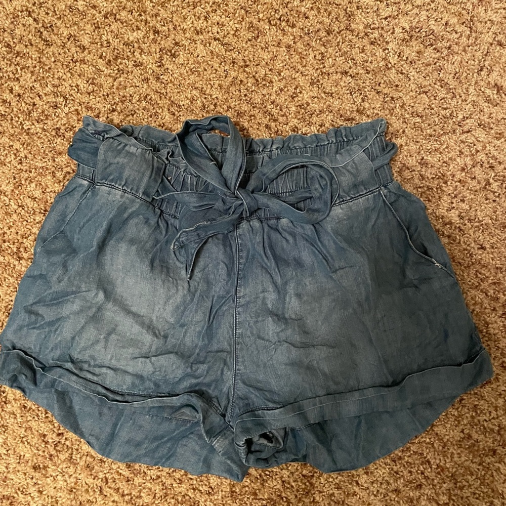 Sneak Peek Flowy Fake Jean Material Bot tie Shorts